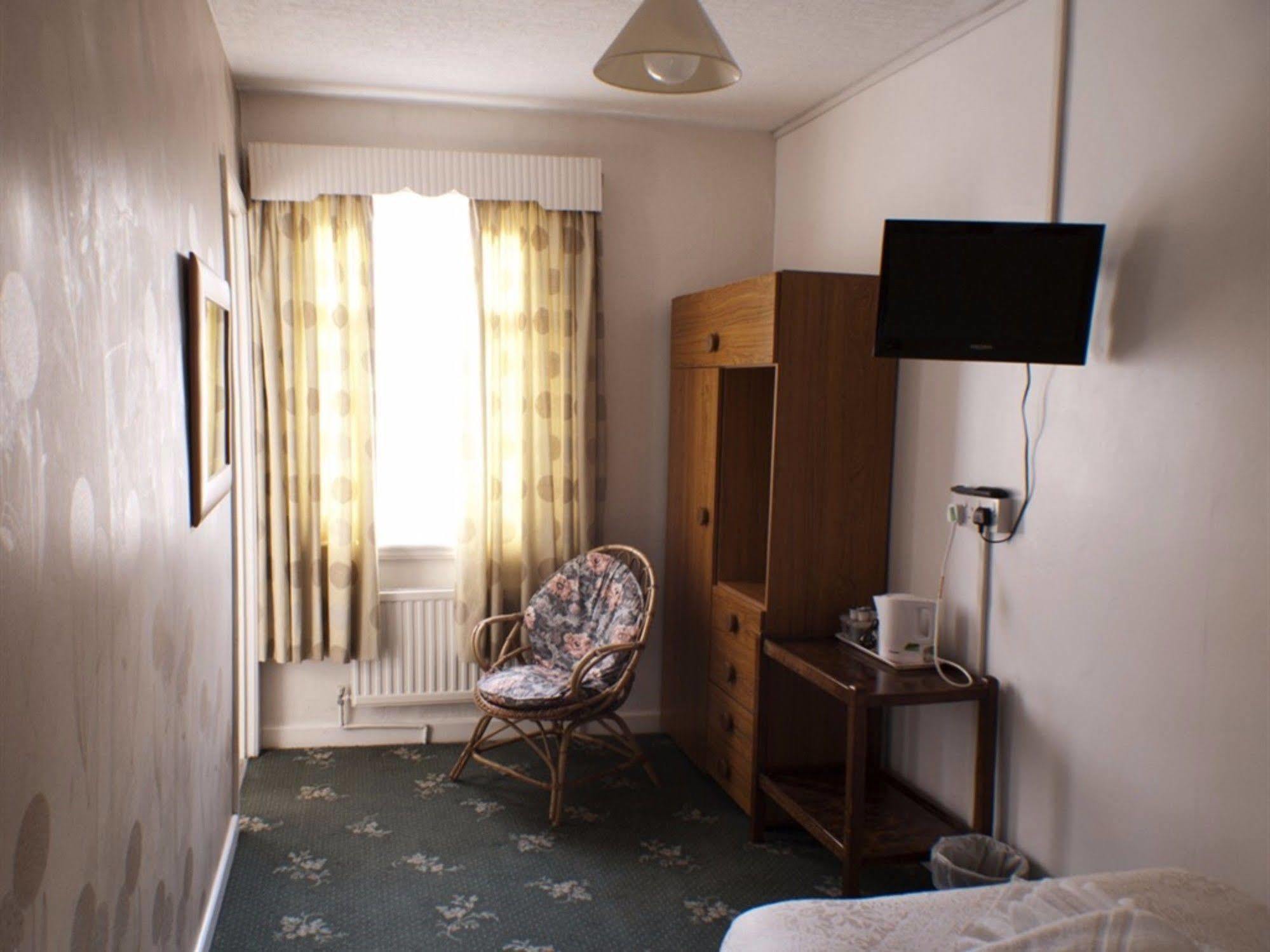 בלקפול The Highfield Private Hotel מראה חיצוני תמונה