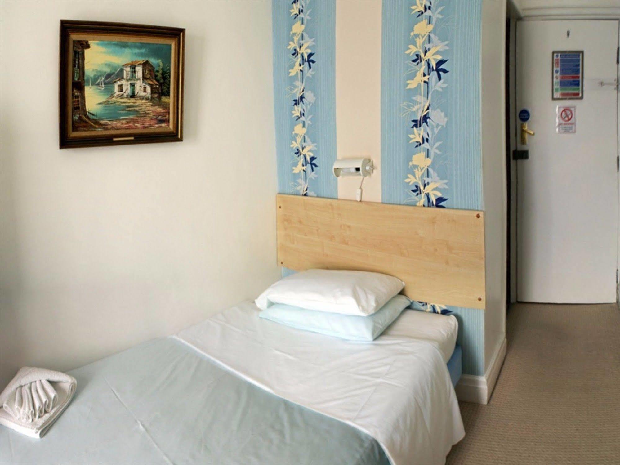 בלקפול The Highfield Private Hotel מראה חיצוני תמונה