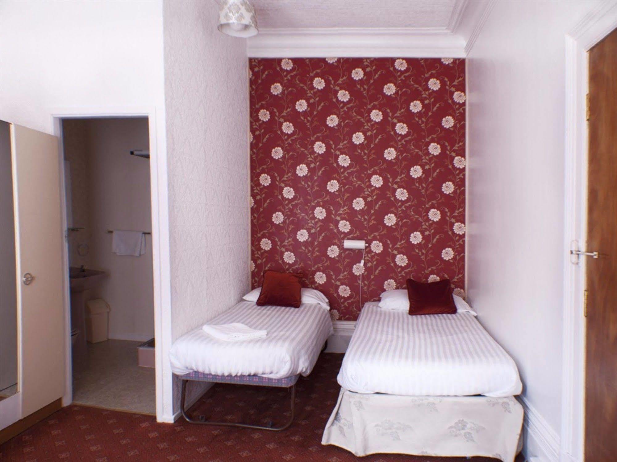 בלקפול The Highfield Private Hotel מראה חיצוני תמונה