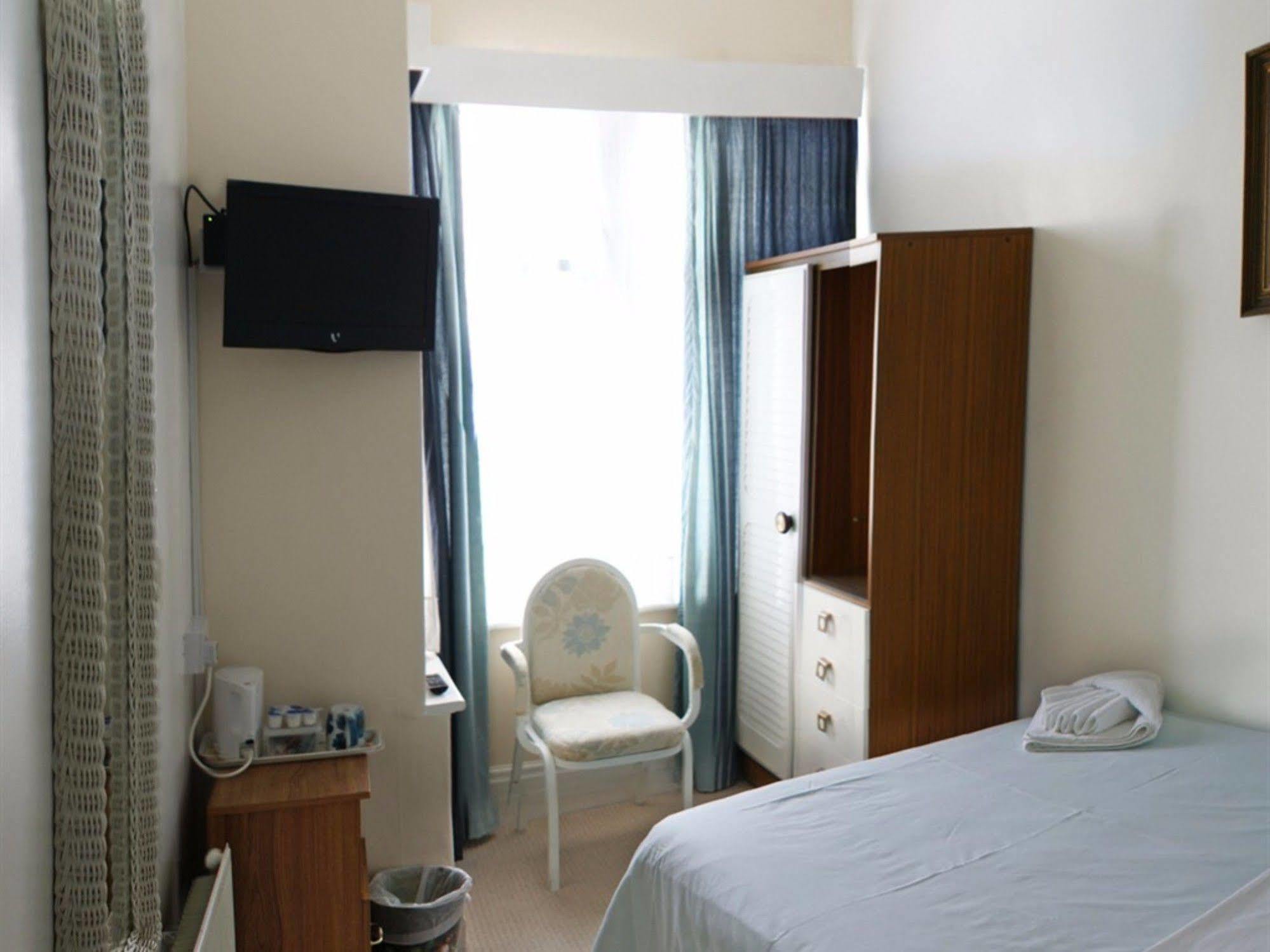 בלקפול The Highfield Private Hotel מראה חיצוני תמונה